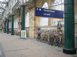 Glasgow Central cycle racks